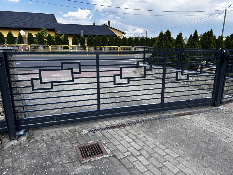 bramy i ogrodzenia namysłów